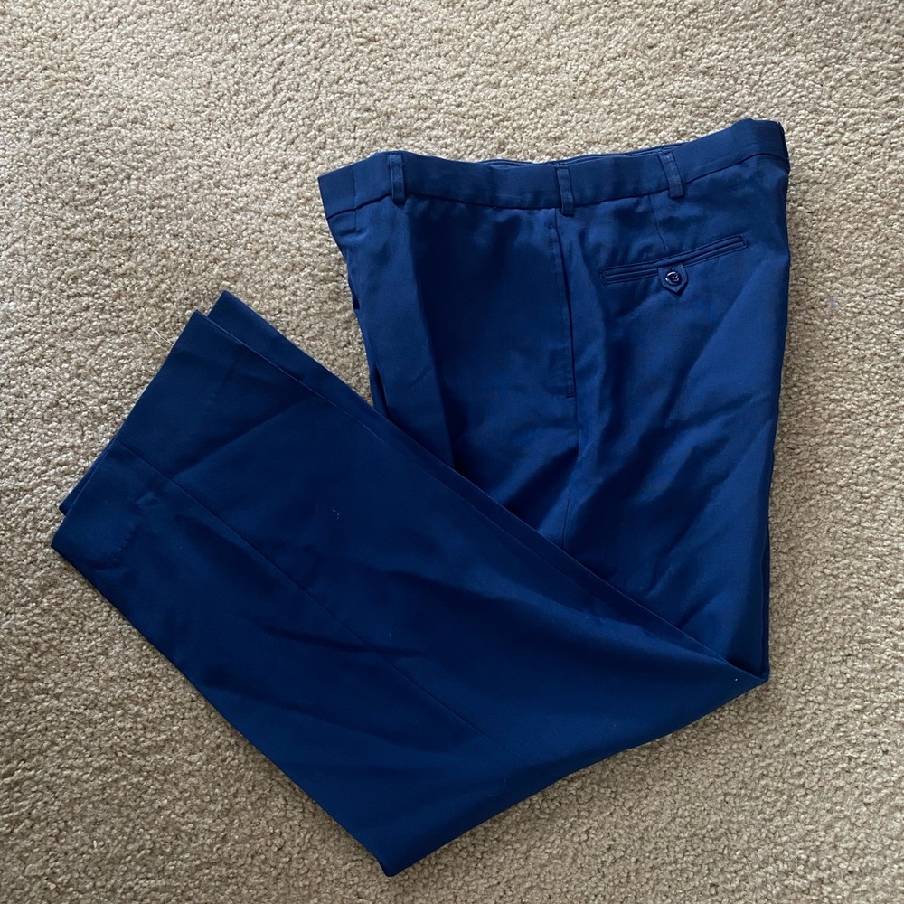 Pressed and ready to wear!  Tailored pant in a gorgeous navy blue